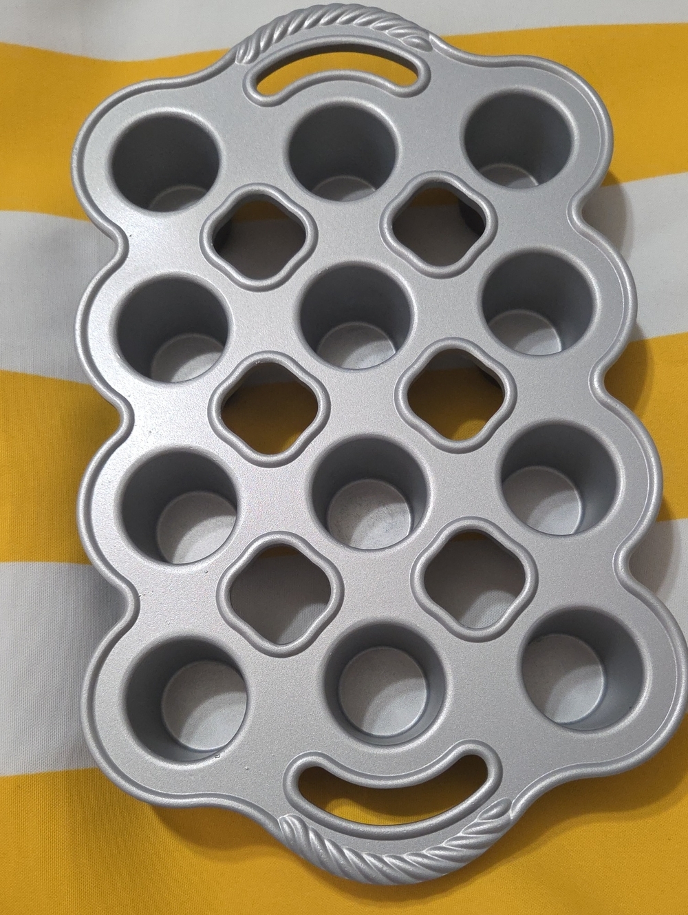 Nordic Ware Silver Mini Popover Pan with Handles